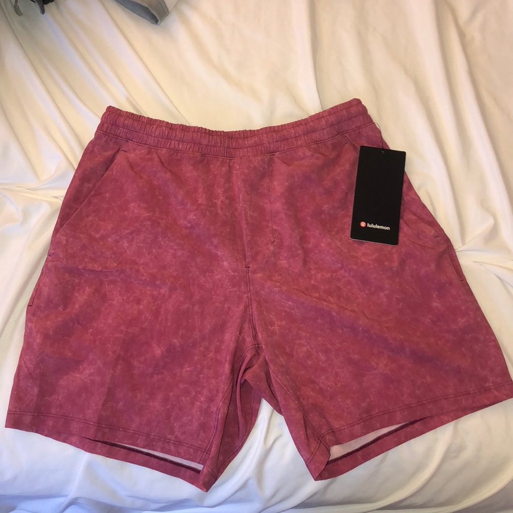 Men’s Lululemon Pace Breaker Shorts